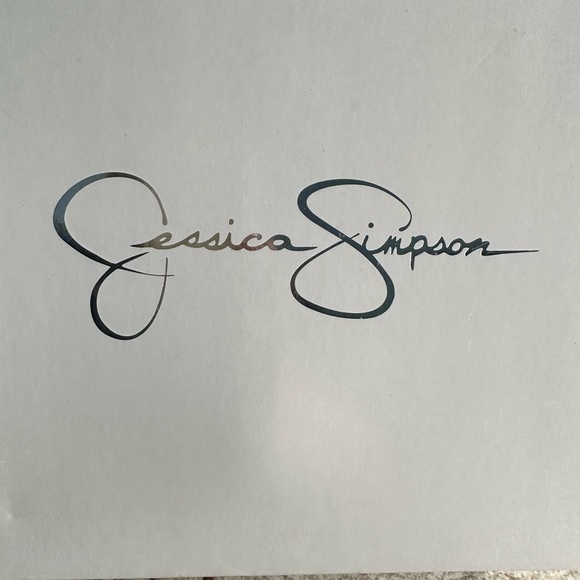 Women’s Jessica Simpson 6 inch heels. Size 9.5. Minor wear. - Picture 3 of 3